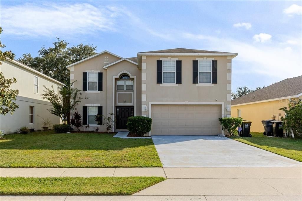 For Rent: $2,700 (4 beds, 2 baths, 2870 Square Feet)