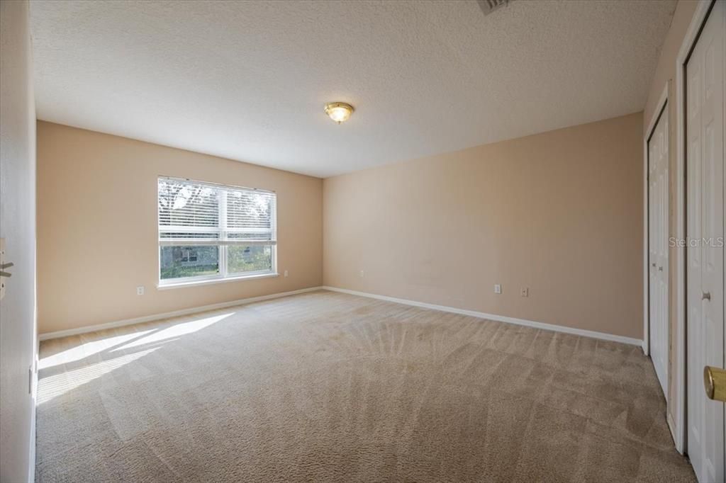 For Rent: $2,700 (4 beds, 2 baths, 2870 Square Feet)