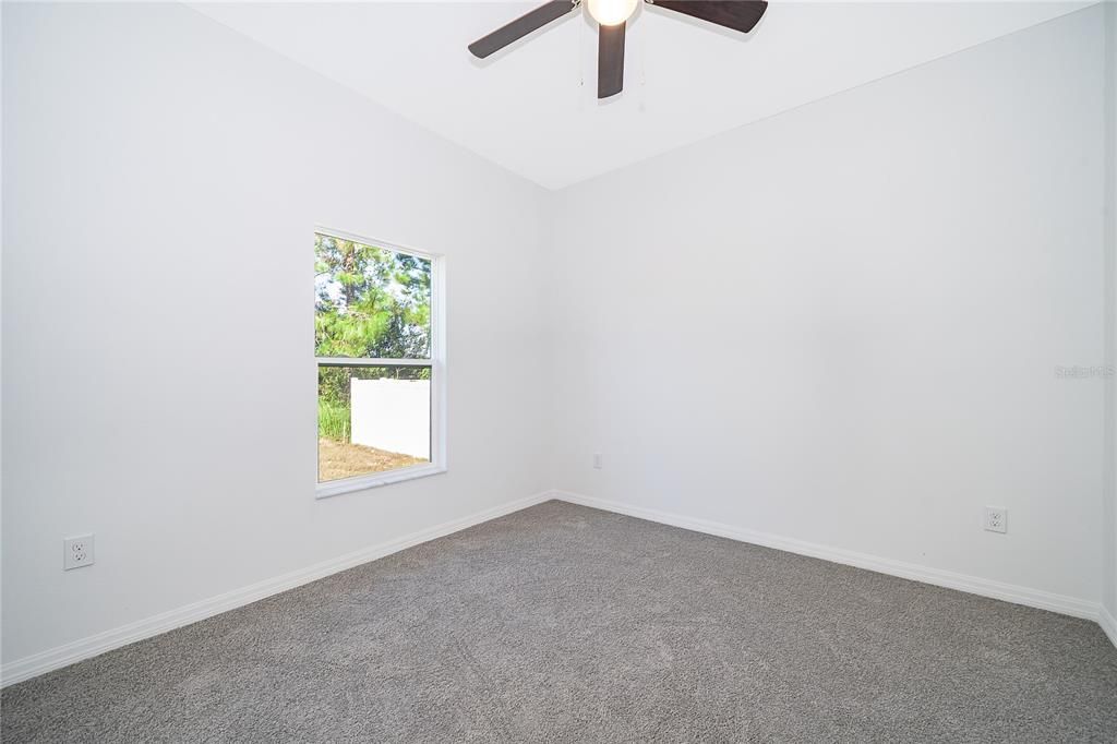 For Sale: $330,000 (4 beds, 2 baths, 1800 Square Feet)