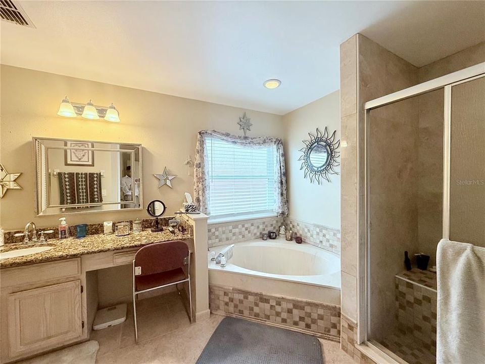 Active With Contract: $399,954 (4 beds, 2 baths, 1758 Square Feet)