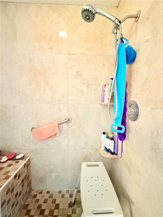 Active With Contract: $399,954 (4 beds, 2 baths, 1758 Square Feet)