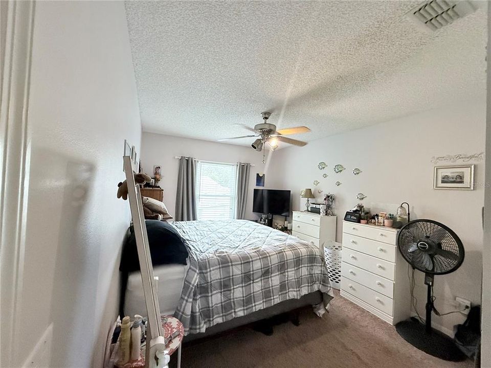 Active With Contract: $399,954 (4 beds, 2 baths, 1758 Square Feet)