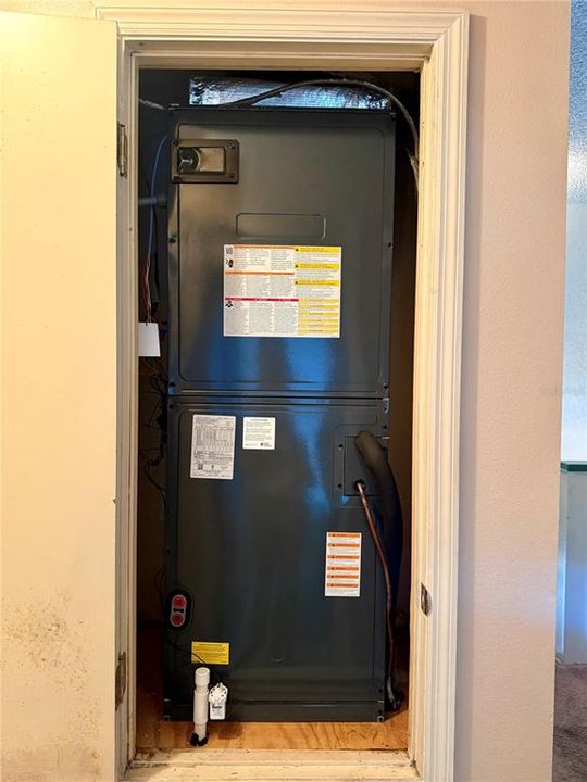 Active With Contract: $399,954 (4 beds, 2 baths, 1758 Square Feet)