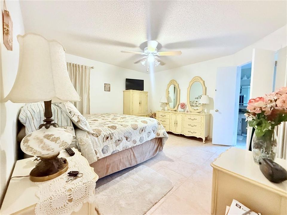 Active With Contract: $399,954 (4 beds, 2 baths, 1758 Square Feet)