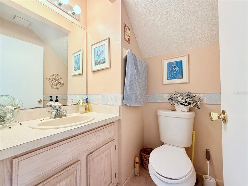 Active With Contract: $399,954 (4 beds, 2 baths, 1758 Square Feet)