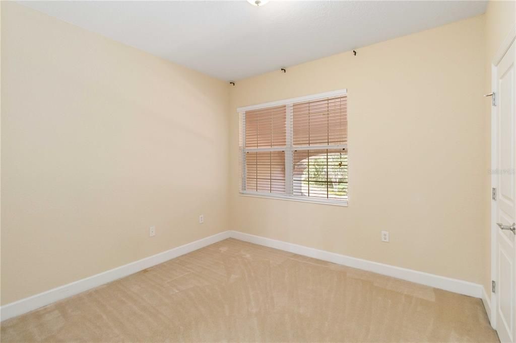 На продажу: $345,000 (3 спален, 2 ванн, 2059 Квадратных фут)