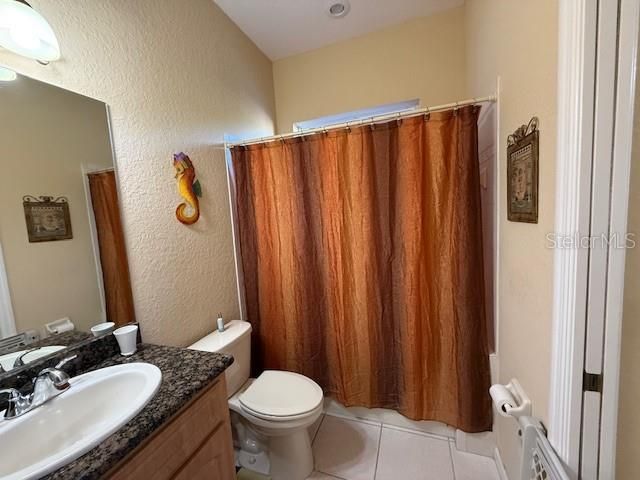 合同活跃: $634,000 (2 贝兹, 2 浴室, 1601 平方英尺)