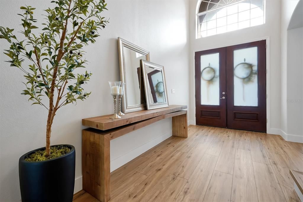 На продажу: $1,762,000 (7 спален, 5 ванн, 4914 Квадратных фут)