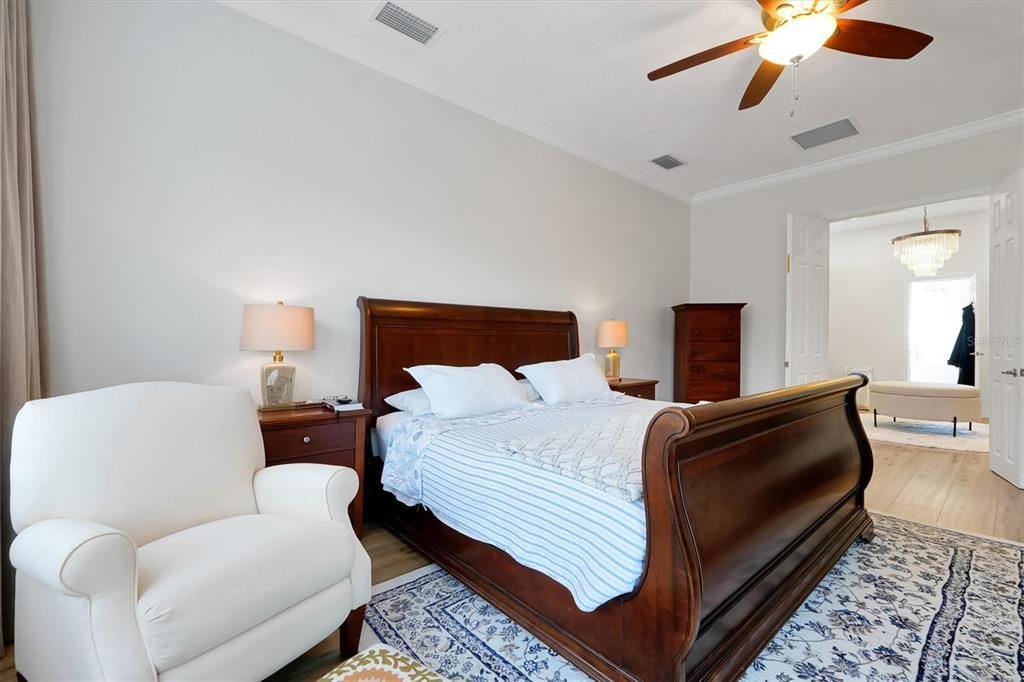 На продажу: $1,762,000 (7 спален, 5 ванн, 4914 Квадратных фут)