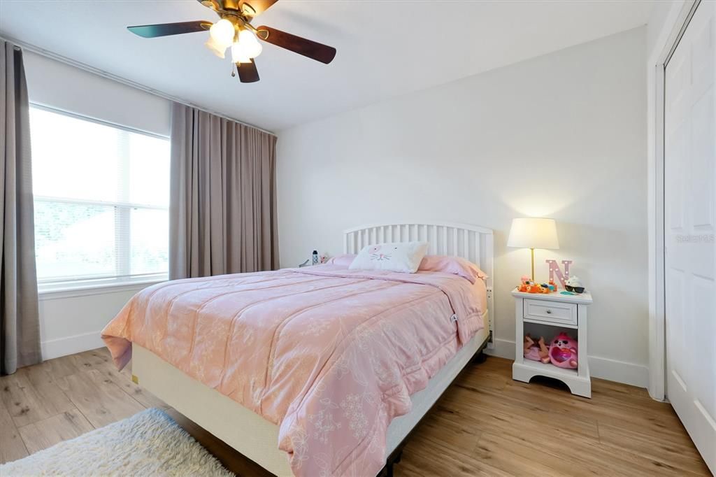 На продажу: $1,762,000 (7 спален, 5 ванн, 4914 Квадратных фут)