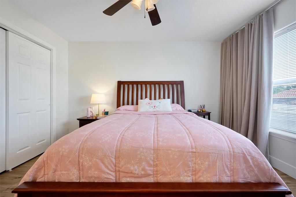 На продажу: $1,762,000 (7 спален, 5 ванн, 4914 Квадратных фут)