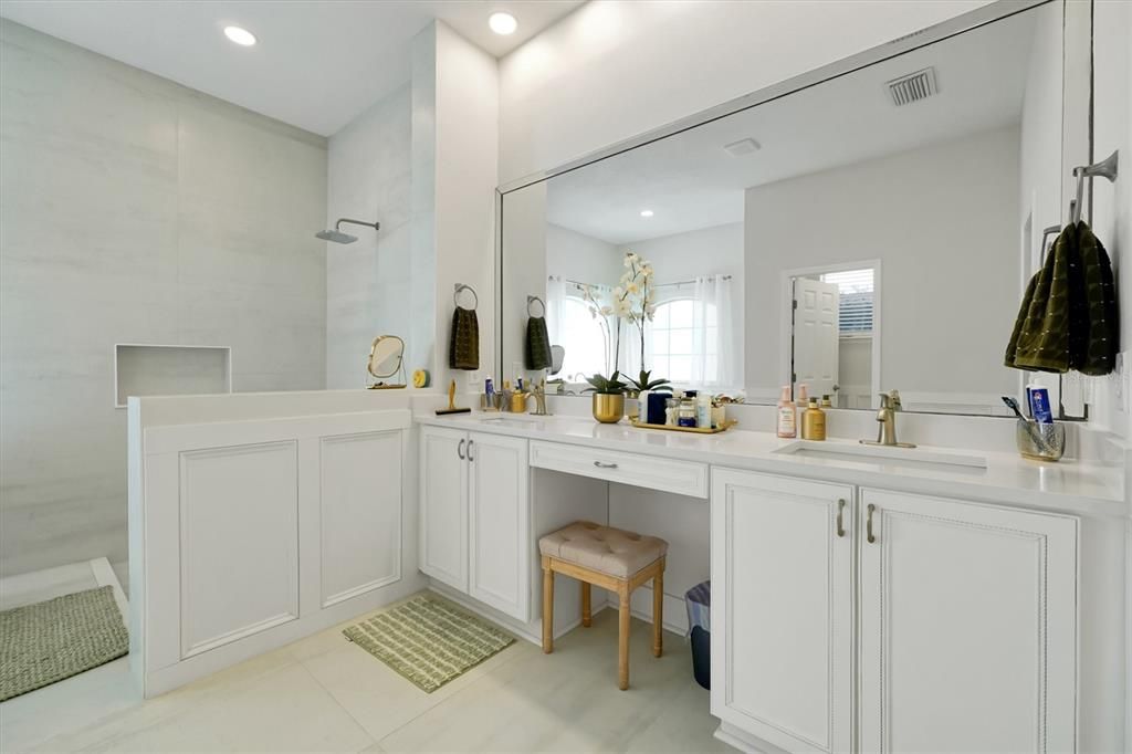 На продажу: $1,762,000 (7 спален, 5 ванн, 4914 Квадратных фут)