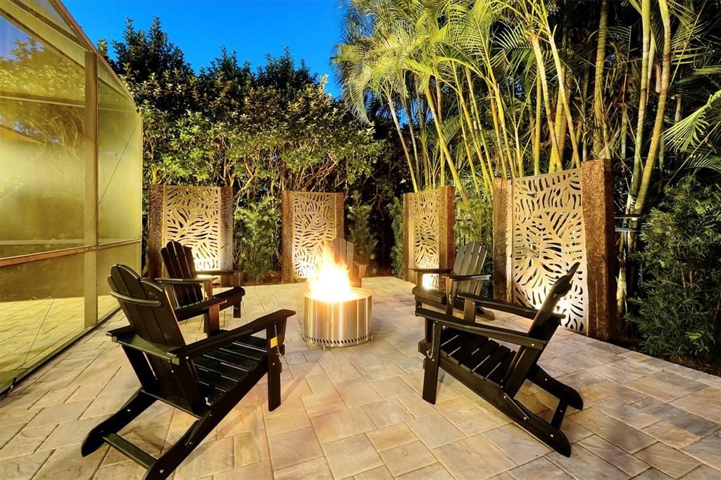 На продажу: $1,762,000 (7 спален, 5 ванн, 4914 Квадратных фут)