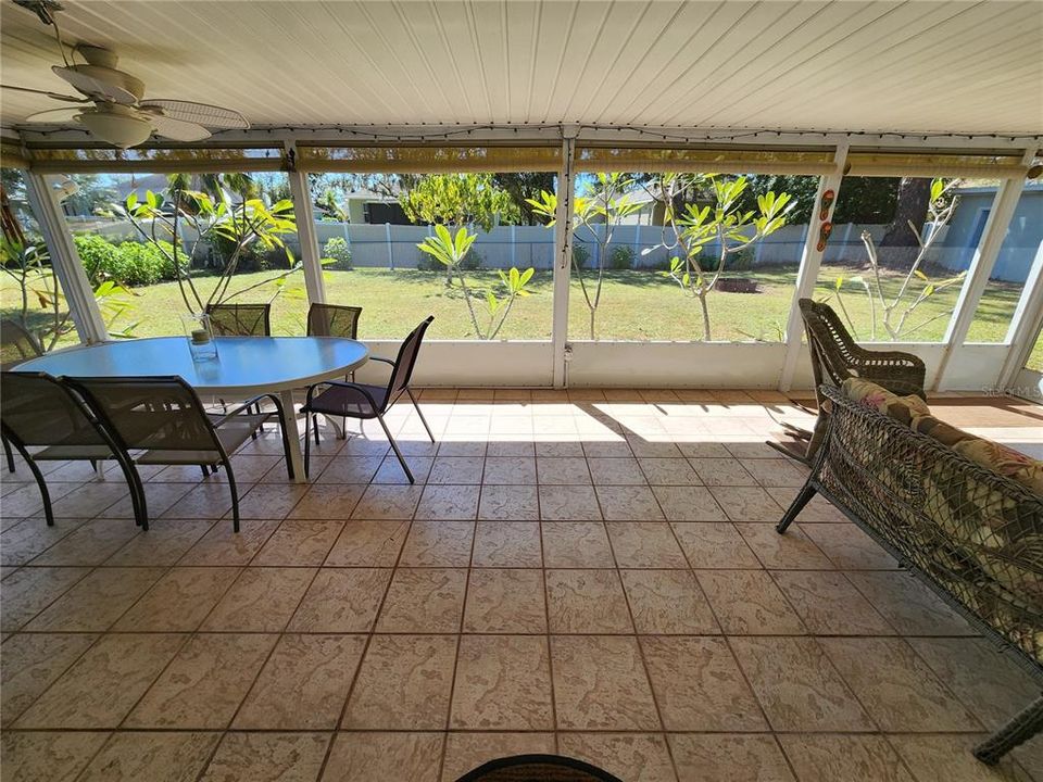 En Venta: $429,000 (3 camas, 2 baños, 1408 Pies cuadrados)