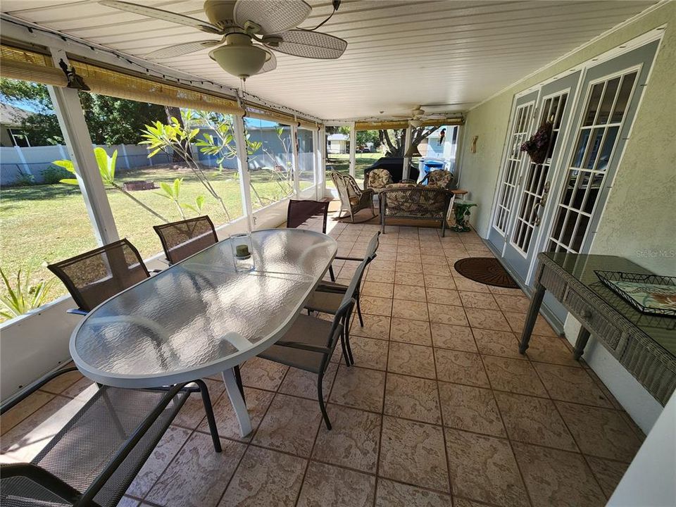 En Venta: $429,000 (3 camas, 2 baños, 1408 Pies cuadrados)