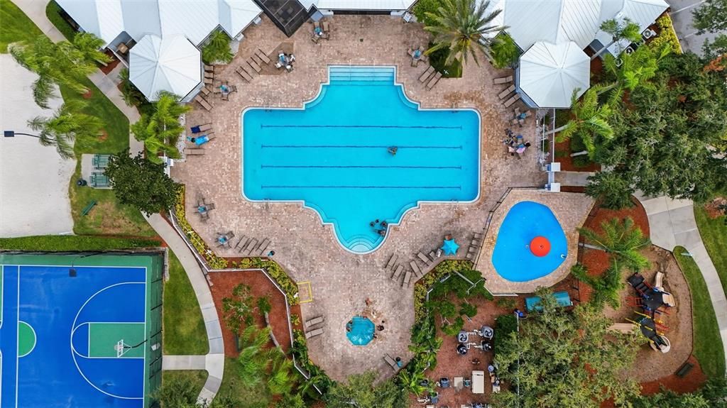 Active With Contract: $494,900 (6 beds, 3 baths, 2816 Square Feet)