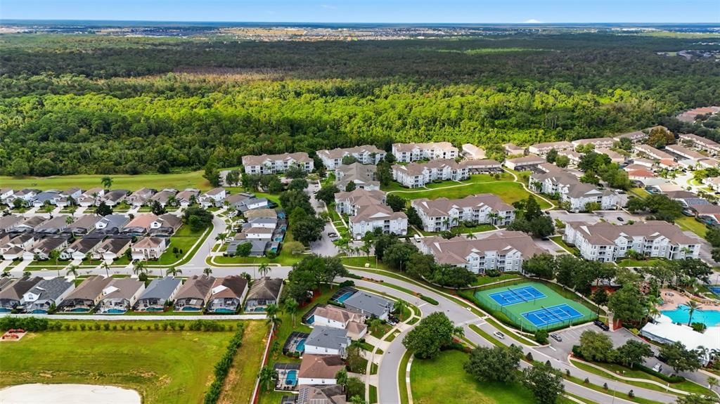 Active With Contract: $494,900 (6 beds, 3 baths, 2816 Square Feet)