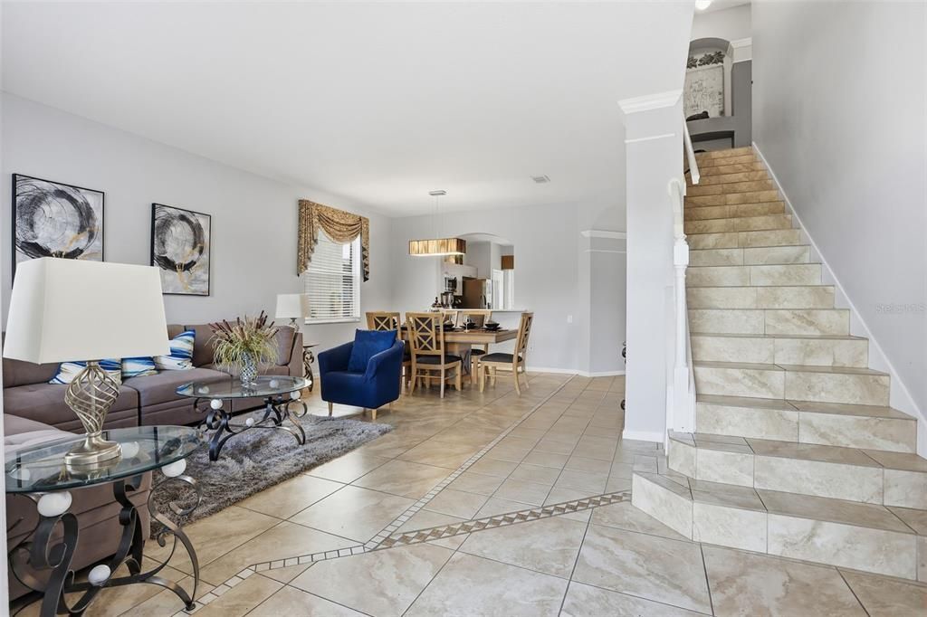 Active With Contract: $494,900 (6 beds, 3 baths, 2816 Square Feet)