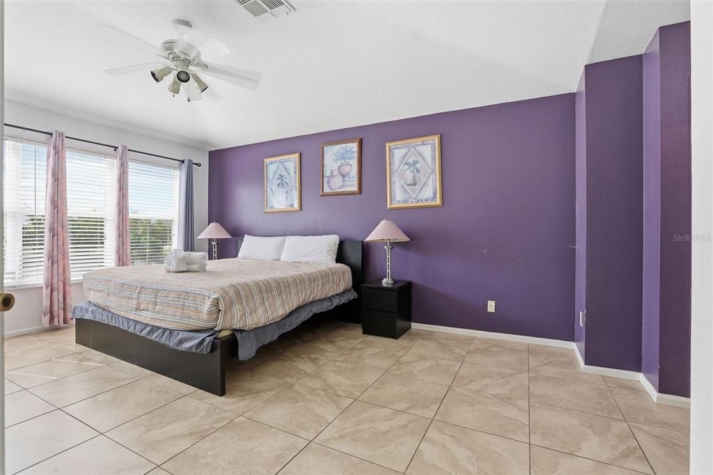 Active With Contract: $494,900 (6 beds, 3 baths, 2816 Square Feet)