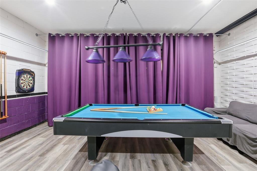 Active With Contract: $494,900 (6 beds, 3 baths, 2816 Square Feet)