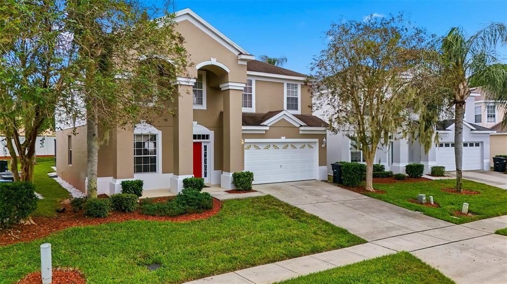 Active With Contract: $494,900 (6 beds, 3 baths, 2816 Square Feet)