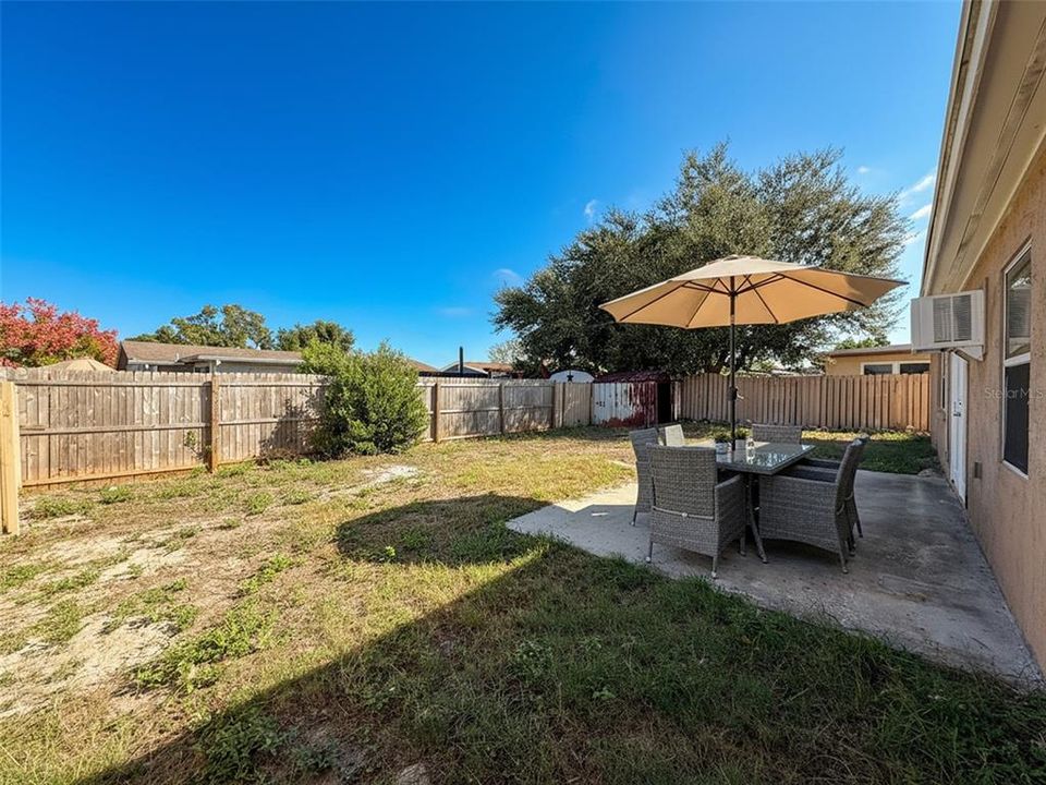 For Sale: $200,000 (3 beds, 2 baths, 1620 Square Feet)