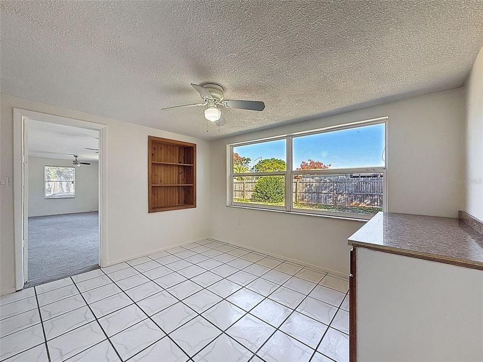 For Sale: $200,000 (3 beds, 2 baths, 1620 Square Feet)