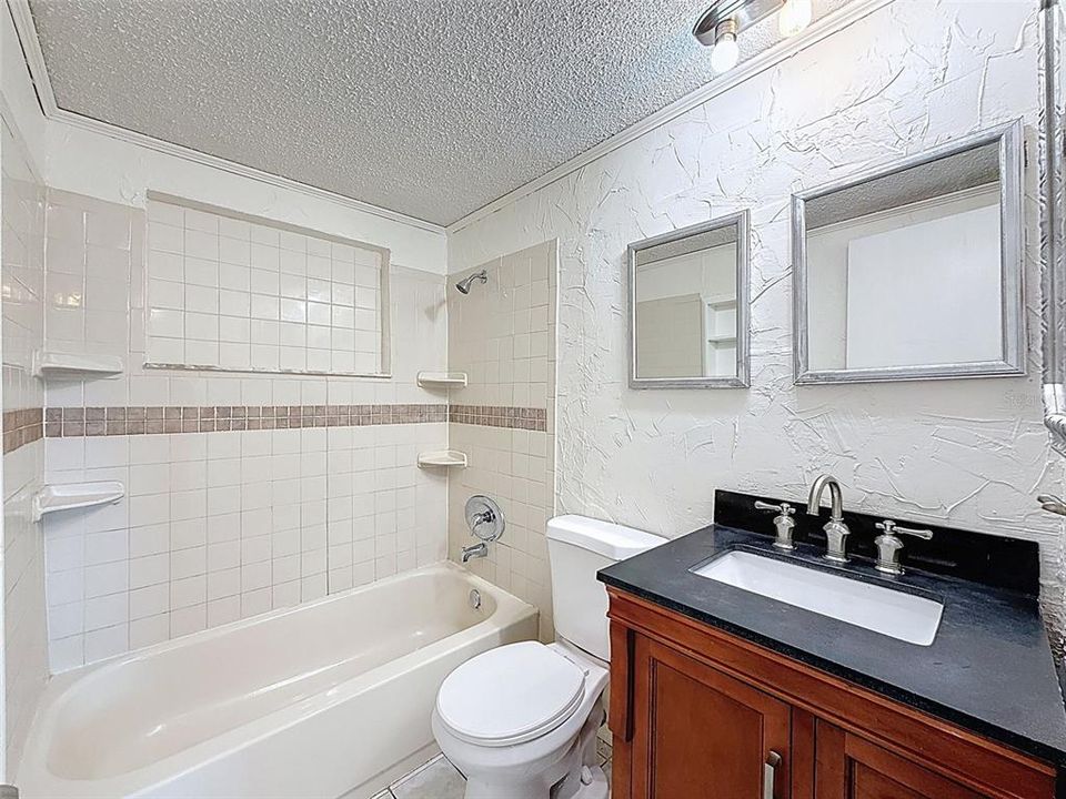 For Sale: $200,000 (3 beds, 2 baths, 1620 Square Feet)