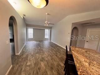 出租: $1,850 (3 贝兹, 2 浴室, 2020 平方英尺)