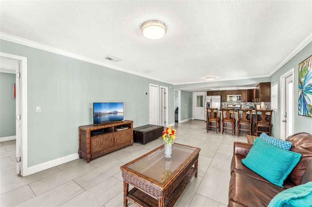 Active With Contract: $1,499,000 (7 beds, 0 baths, 4540 Square Feet)