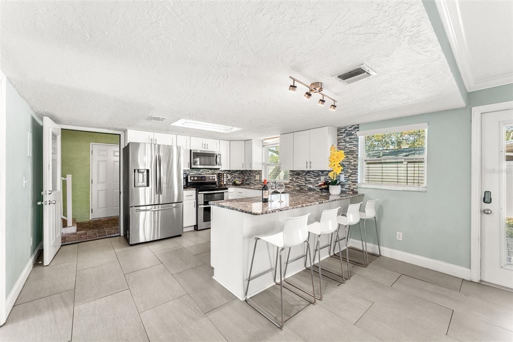 Active With Contract: $1,499,000 (7 beds, 0 baths, 4540 Square Feet)