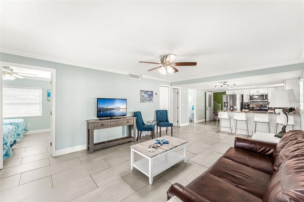 Active With Contract: $1,499,000 (7 beds, 0 baths, 4540 Square Feet)