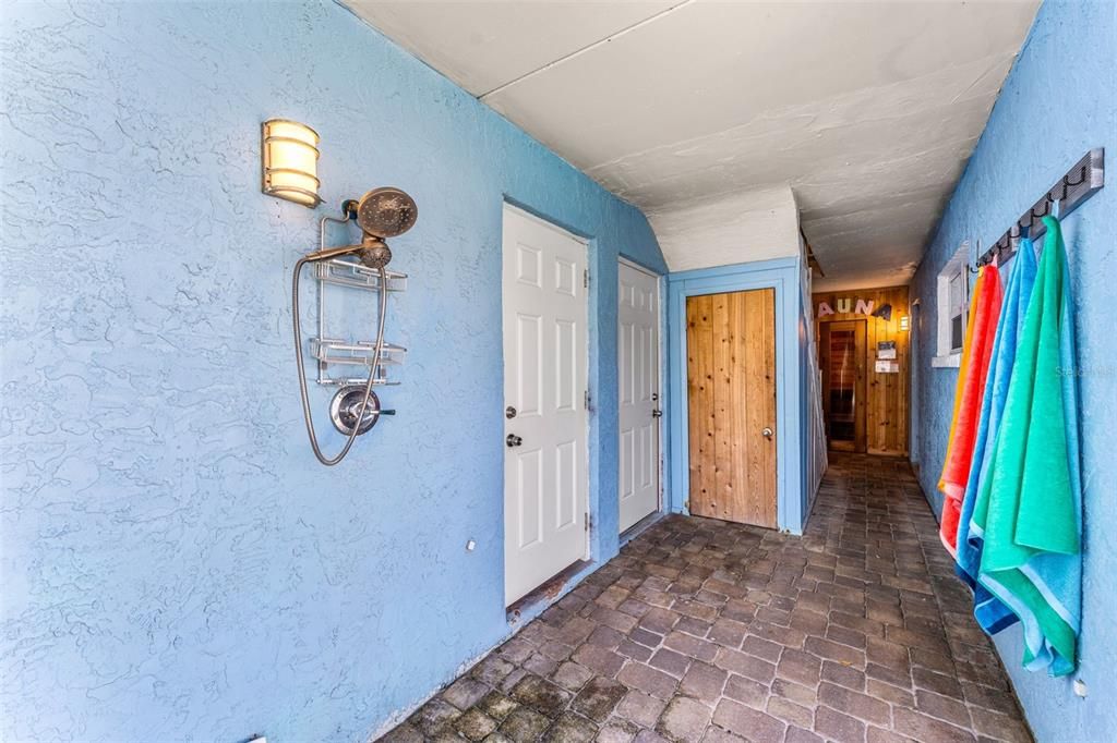 Active With Contract: $1,499,000 (7 beds, 0 baths, 4540 Square Feet)