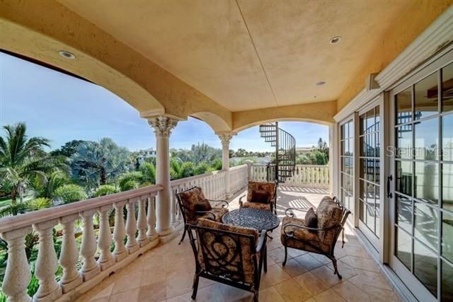 For Sale: $4,200,000 (5 beds, 4 baths, 7261 Square Feet)