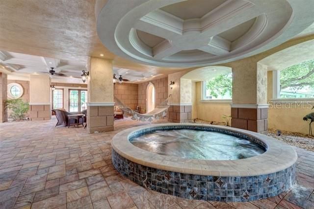 For Sale: $4,200,000 (5 beds, 4 baths, 7261 Square Feet)