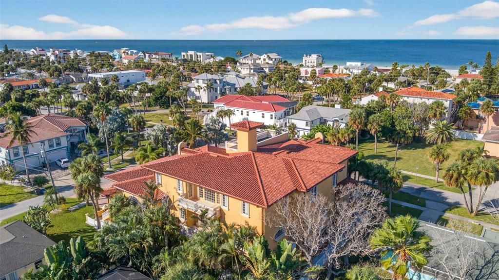 For Sale: $4,200,000 (5 beds, 4 baths, 7261 Square Feet)