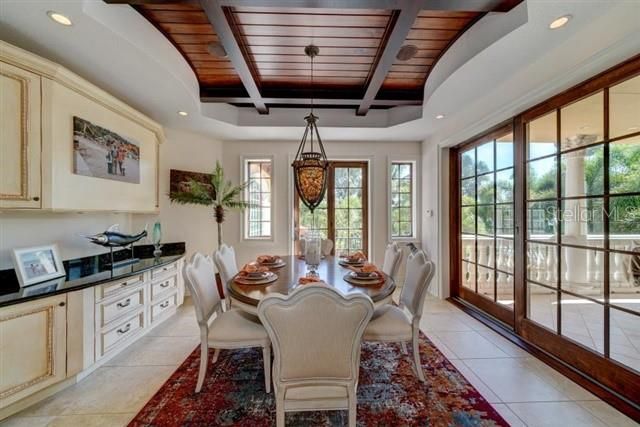 For Sale: $4,200,000 (5 beds, 4 baths, 7261 Square Feet)