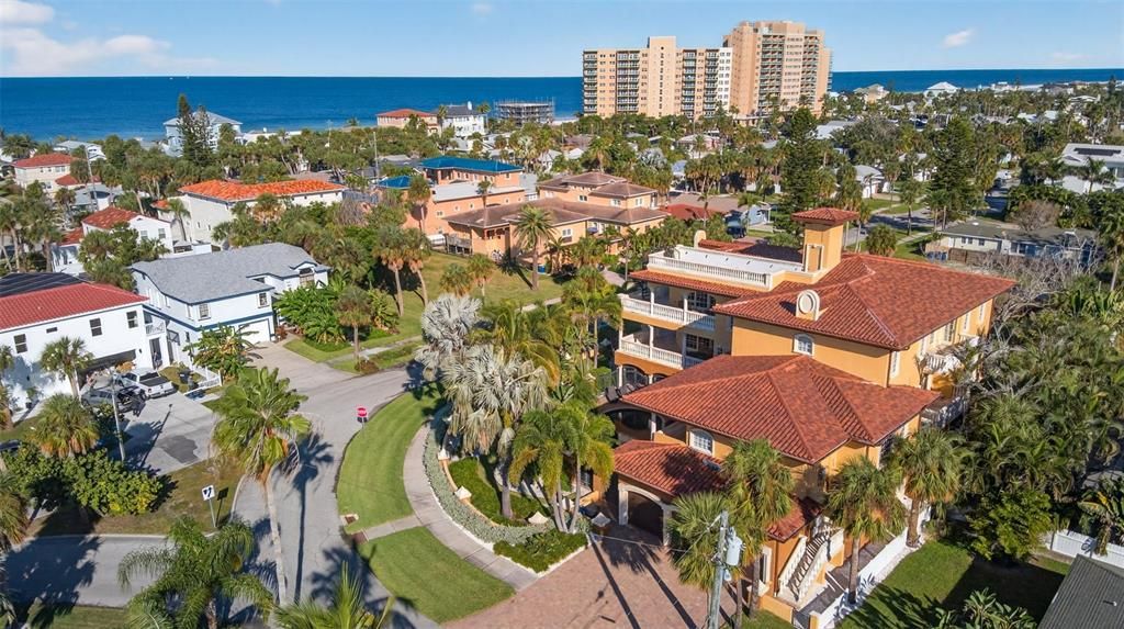 For Sale: $4,200,000 (5 beds, 4 baths, 7261 Square Feet)