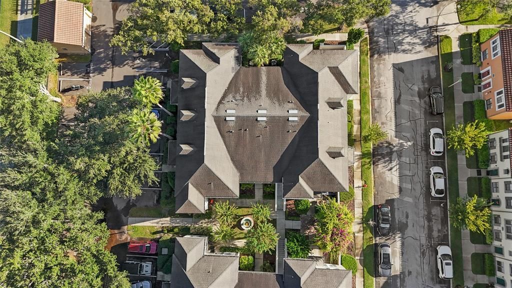 For Sale: $245,000 (1 beds, 1 baths, 947 Square Feet)