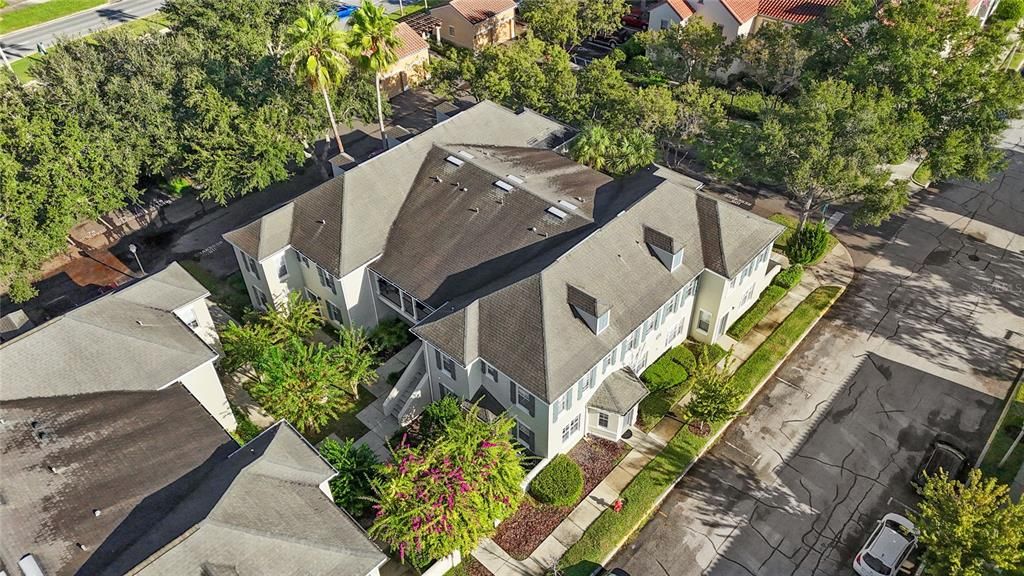 For Sale: $245,000 (1 beds, 1 baths, 947 Square Feet)