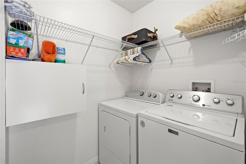 For Sale: $245,000 (1 beds, 1 baths, 947 Square Feet)