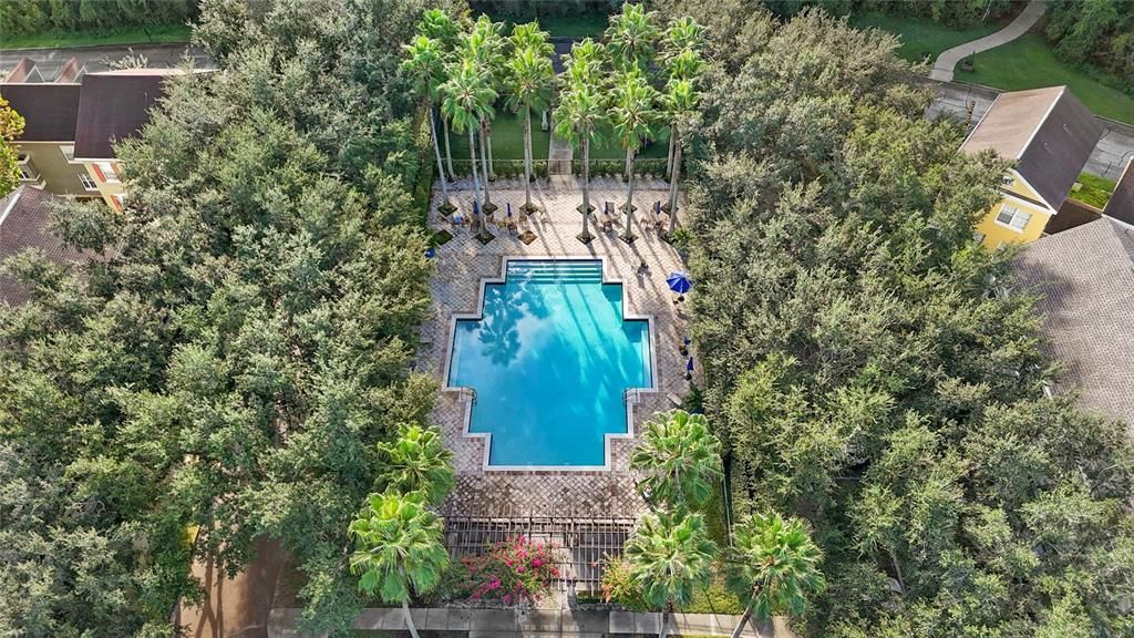 For Sale: $245,000 (1 beds, 1 baths, 947 Square Feet)