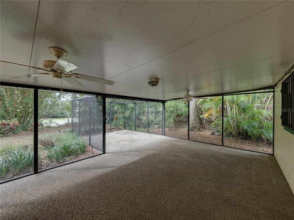 Active With Contract: $350,000 (3 beds, 1 baths, 1185 Square Feet)