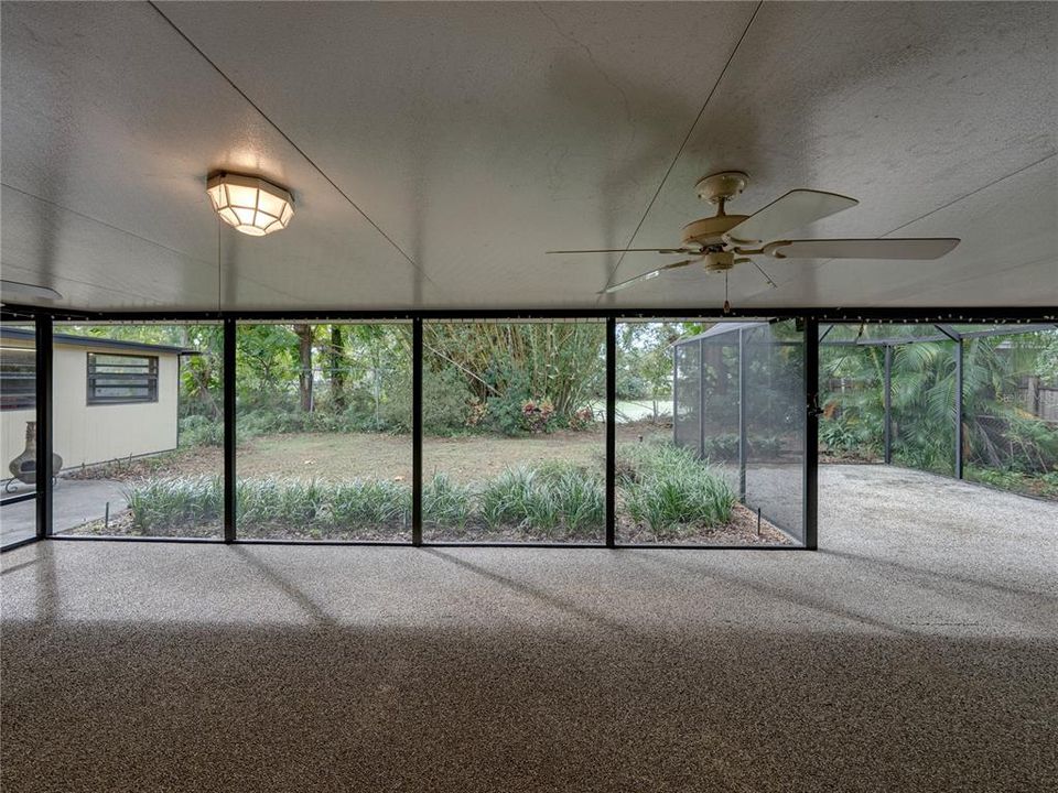 Active With Contract: $350,000 (3 beds, 1 baths, 1185 Square Feet)