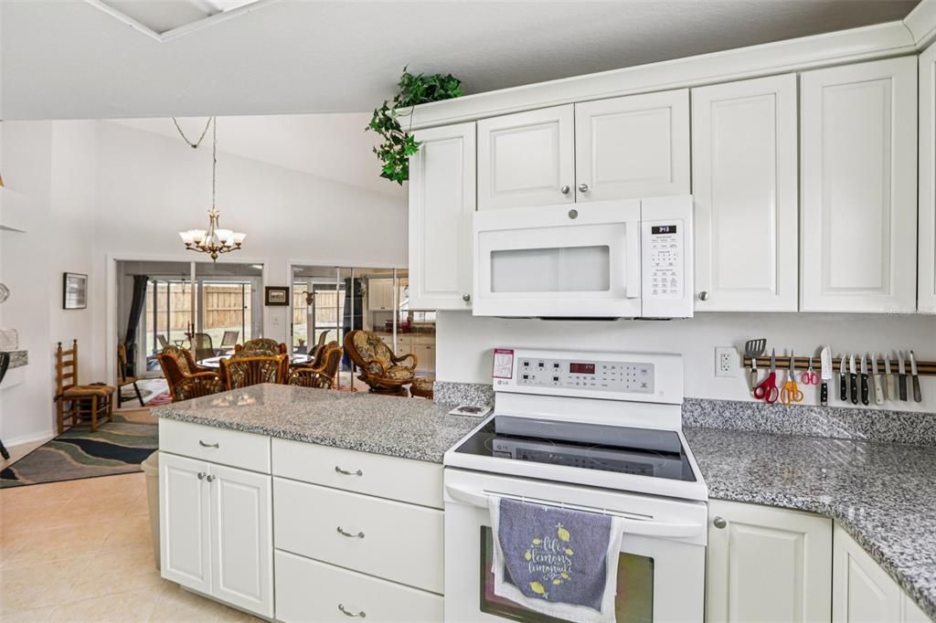 待售: $480,000 (3 贝兹, 2 浴室, 1804 平方英尺)