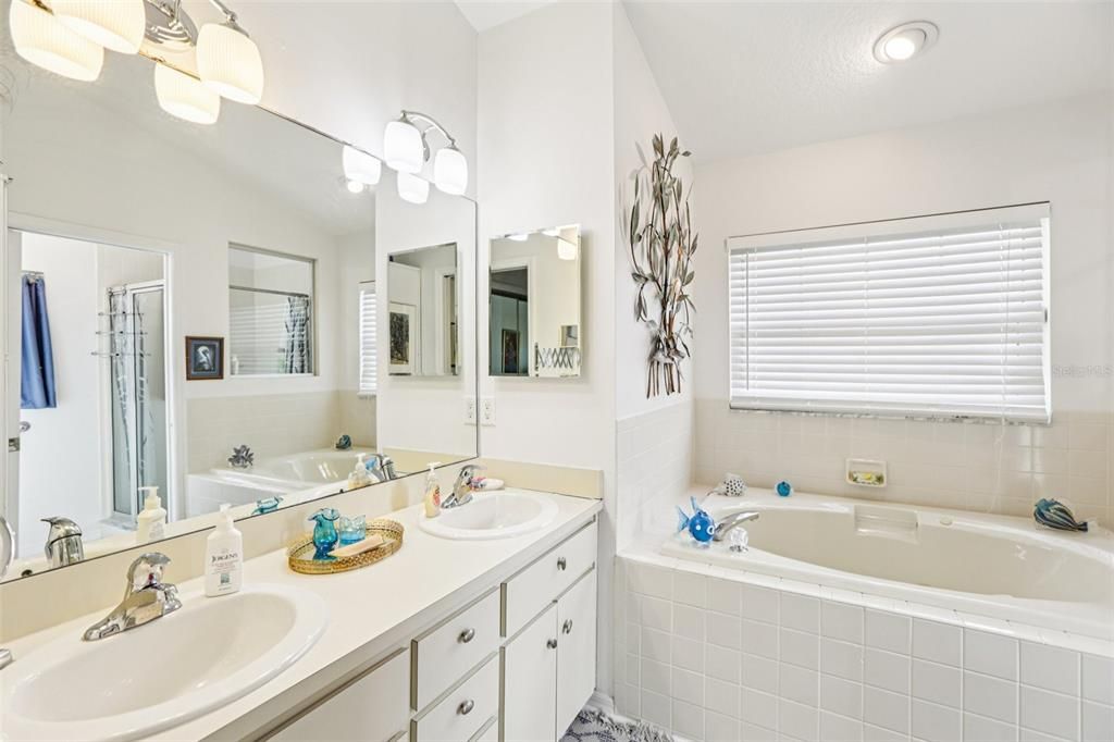 待售: $480,000 (3 贝兹, 2 浴室, 1804 平方英尺)