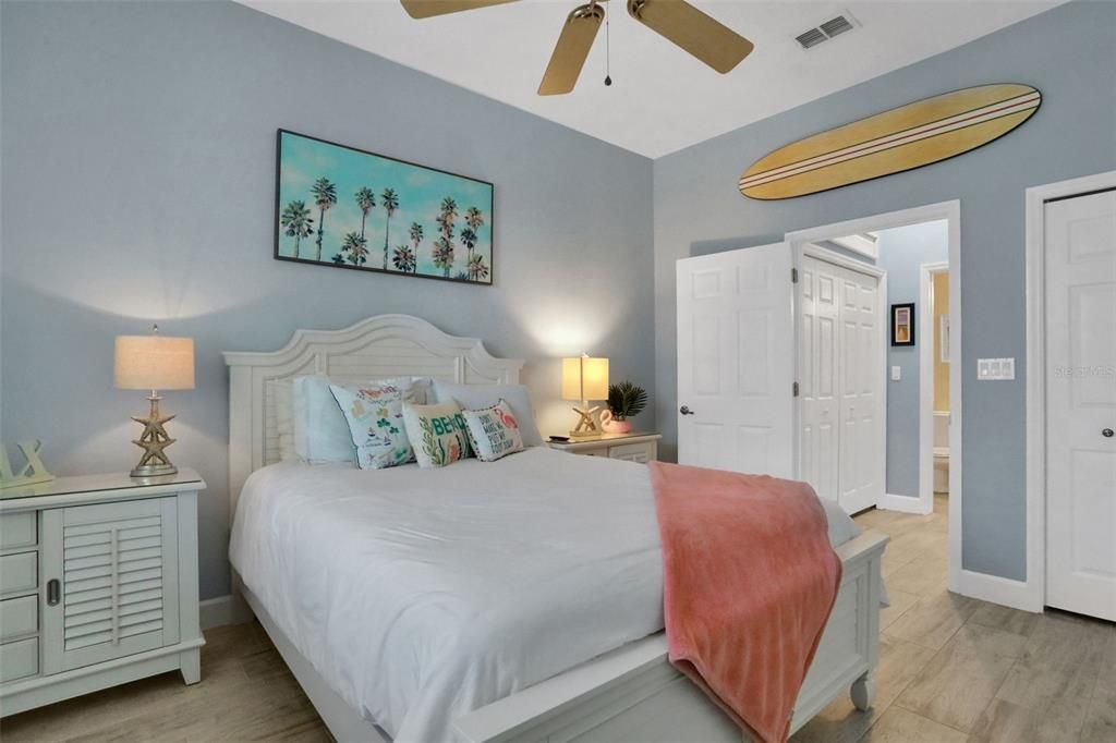 待售: $875,000 (3 贝兹, 2 浴室, 1682 平方英尺)