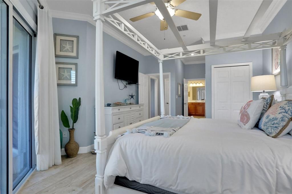 待售: $875,000 (3 贝兹, 2 浴室, 1682 平方英尺)