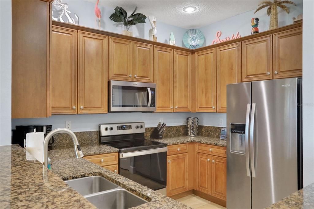 待售: $875,000 (3 贝兹, 2 浴室, 1682 平方英尺)