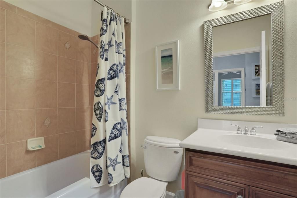 待售: $875,000 (3 贝兹, 2 浴室, 1682 平方英尺)